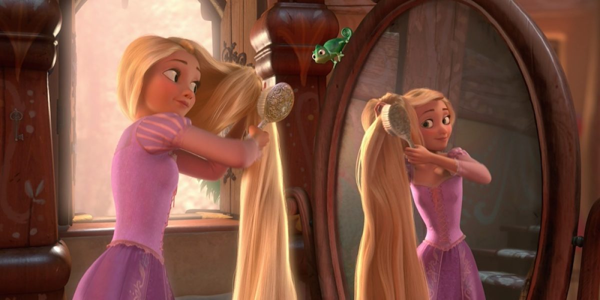 Tangled-Rapunzel-Brushing-Her-Hair