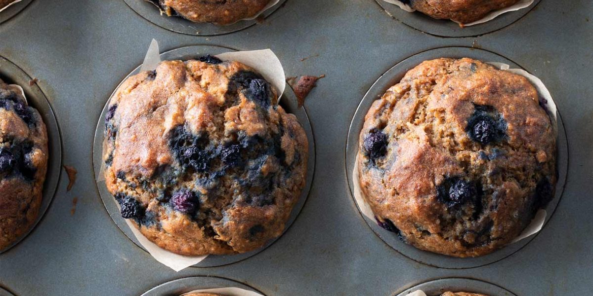 banana-blueberry-muffin